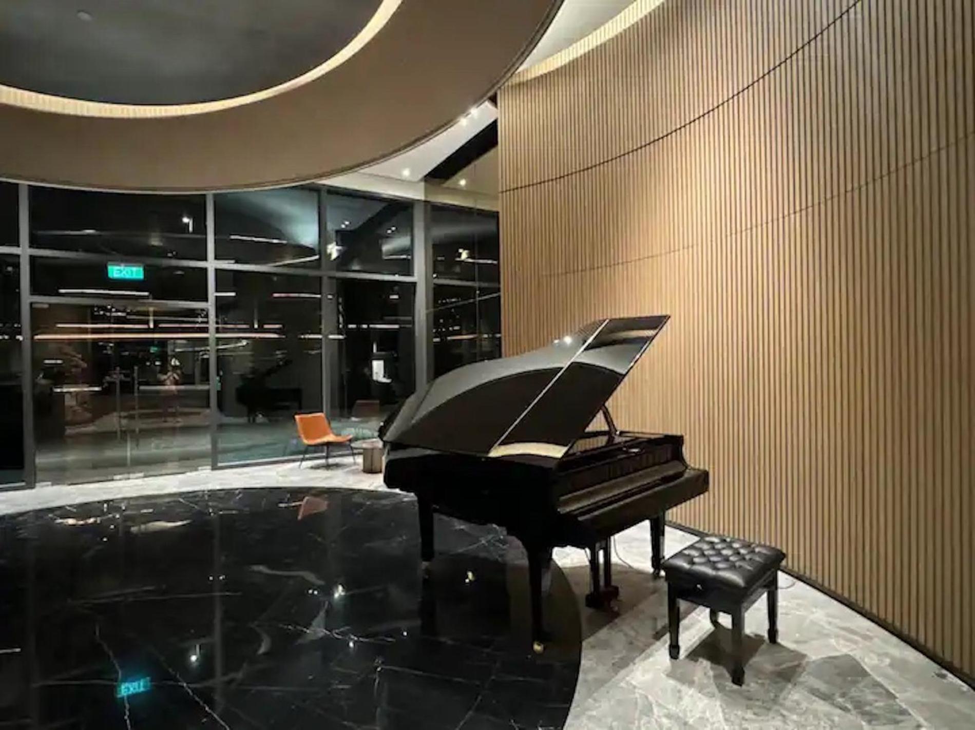 Zo Apartment Opera, Crest, Galleria -Central Saigon -Free Pool-Gym-Sauna Room-Yoga Room Ho Chi Minh City Bagian luar foto