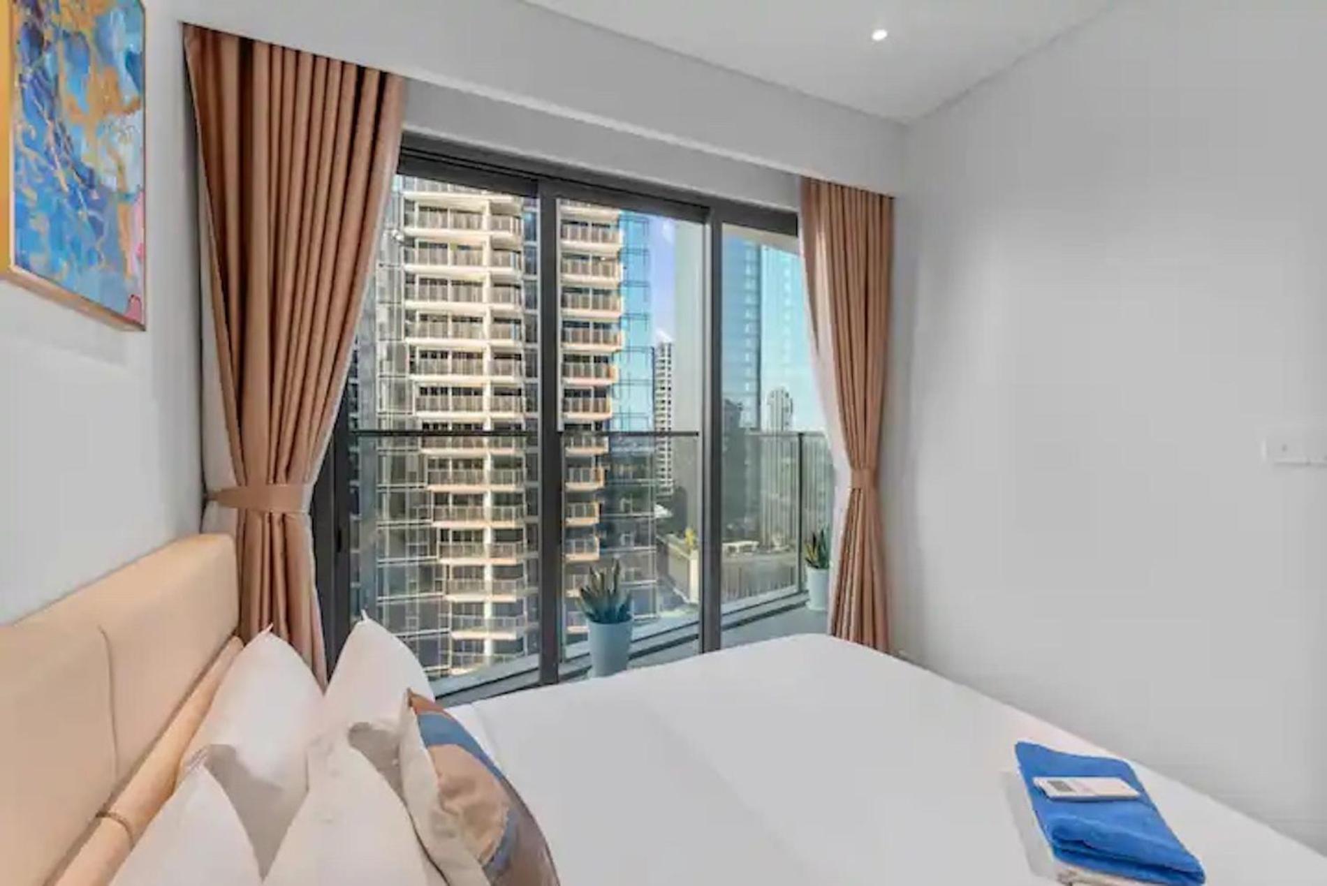 Zo Apartment Opera, Crest, Galleria -Central Saigon -Free Pool-Gym-Sauna Room-Yoga Room Ho Chi Minh City Bagian luar foto