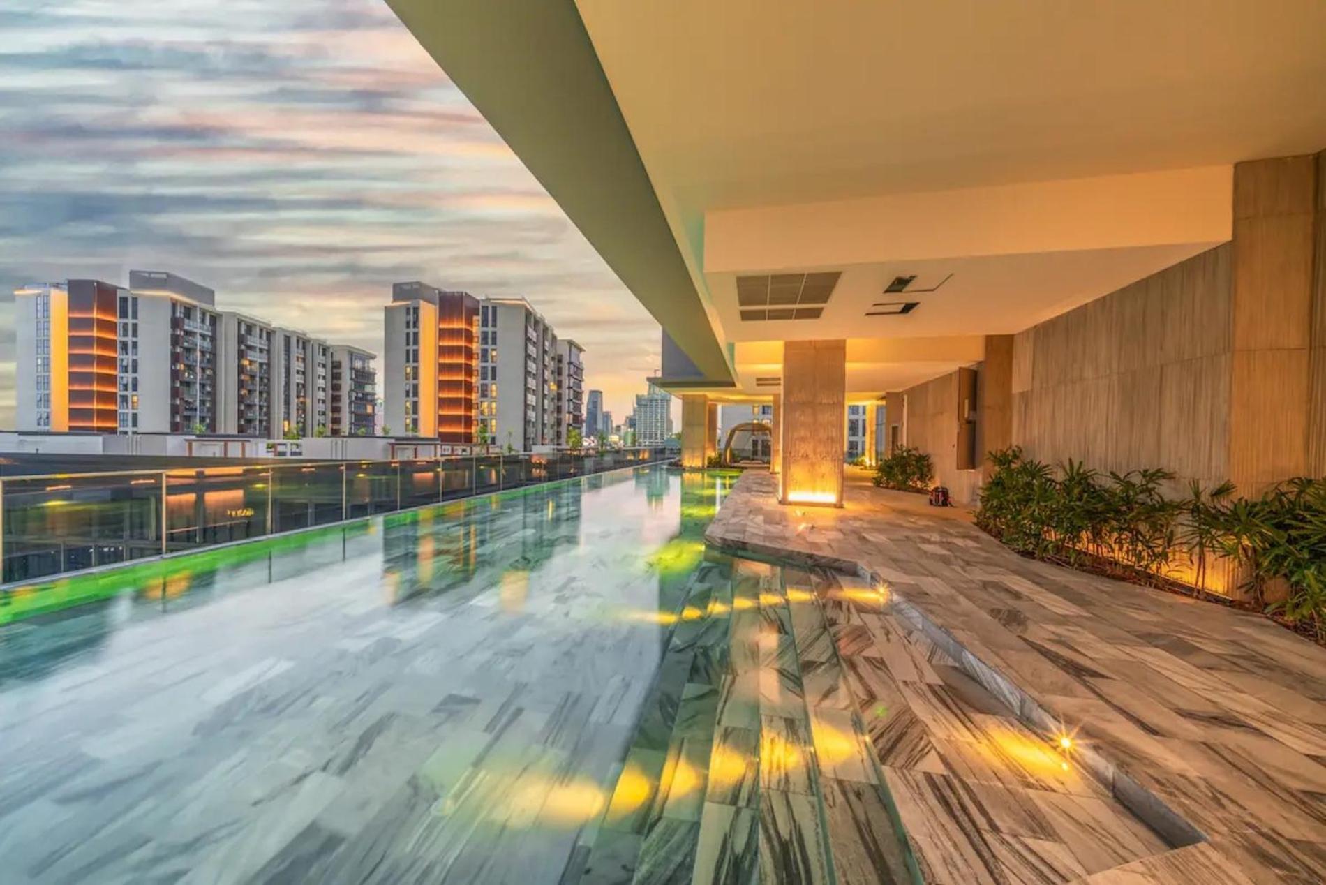 Zo Apartment Opera, Crest, Galleria -Central Saigon -Free Pool-Gym-Sauna Room-Yoga Room Ho Chi Minh City Bagian luar foto