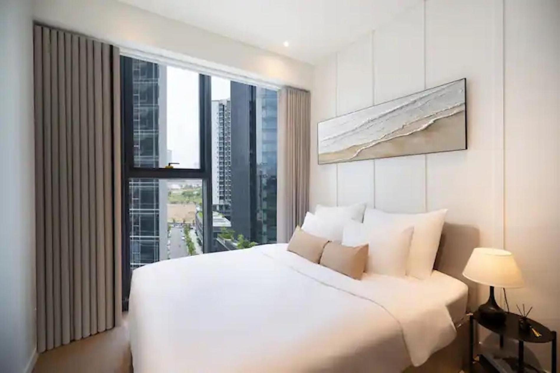 Zo Apartment Opera, Crest, Galleria -Central Saigon -Free Pool-Gym-Sauna Room-Yoga Room Ho Chi Minh City Bagian luar foto