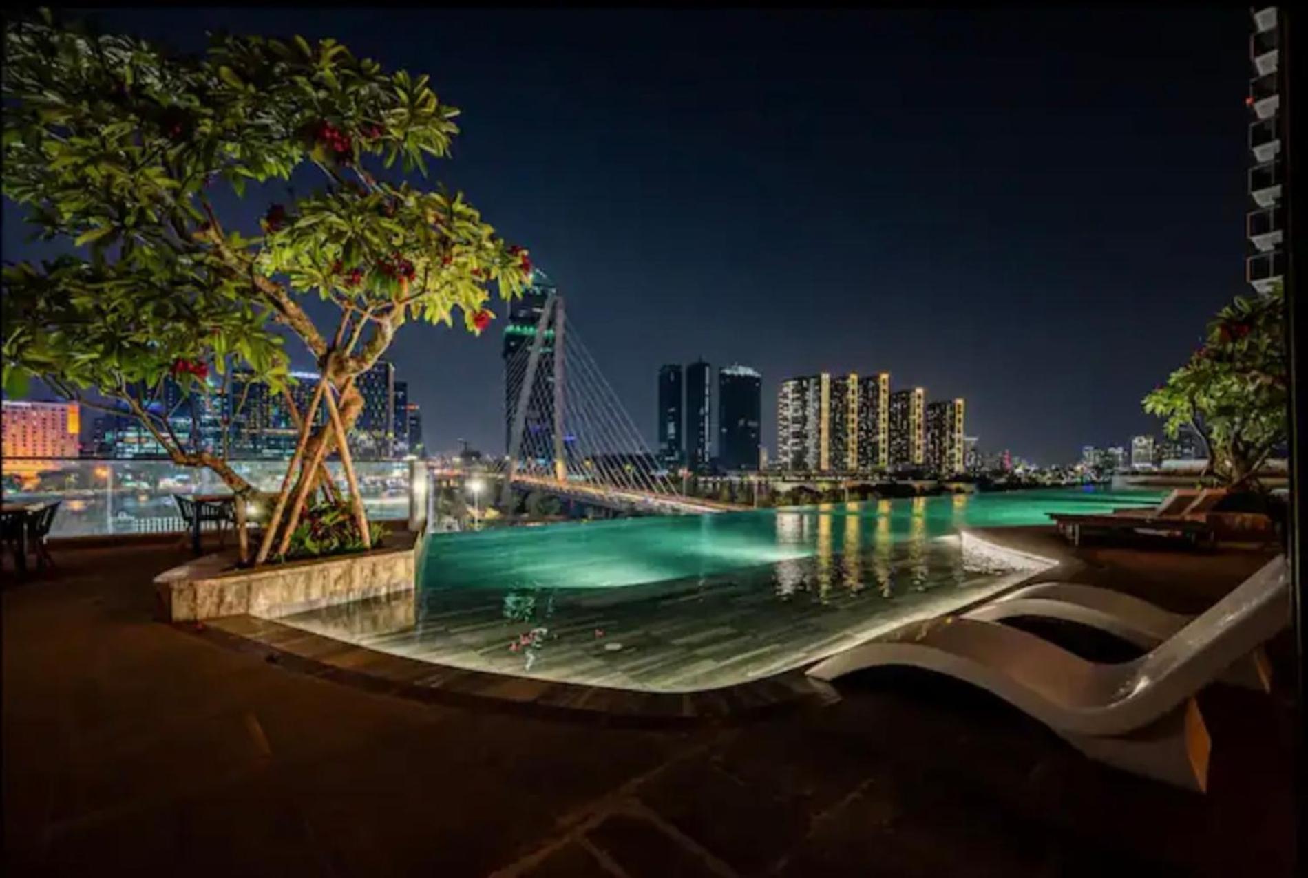 Zo Apartment Opera, Crest, Galleria -Central Saigon -Free Pool-Gym-Sauna Room-Yoga Room Ho Chi Minh City Bagian luar foto