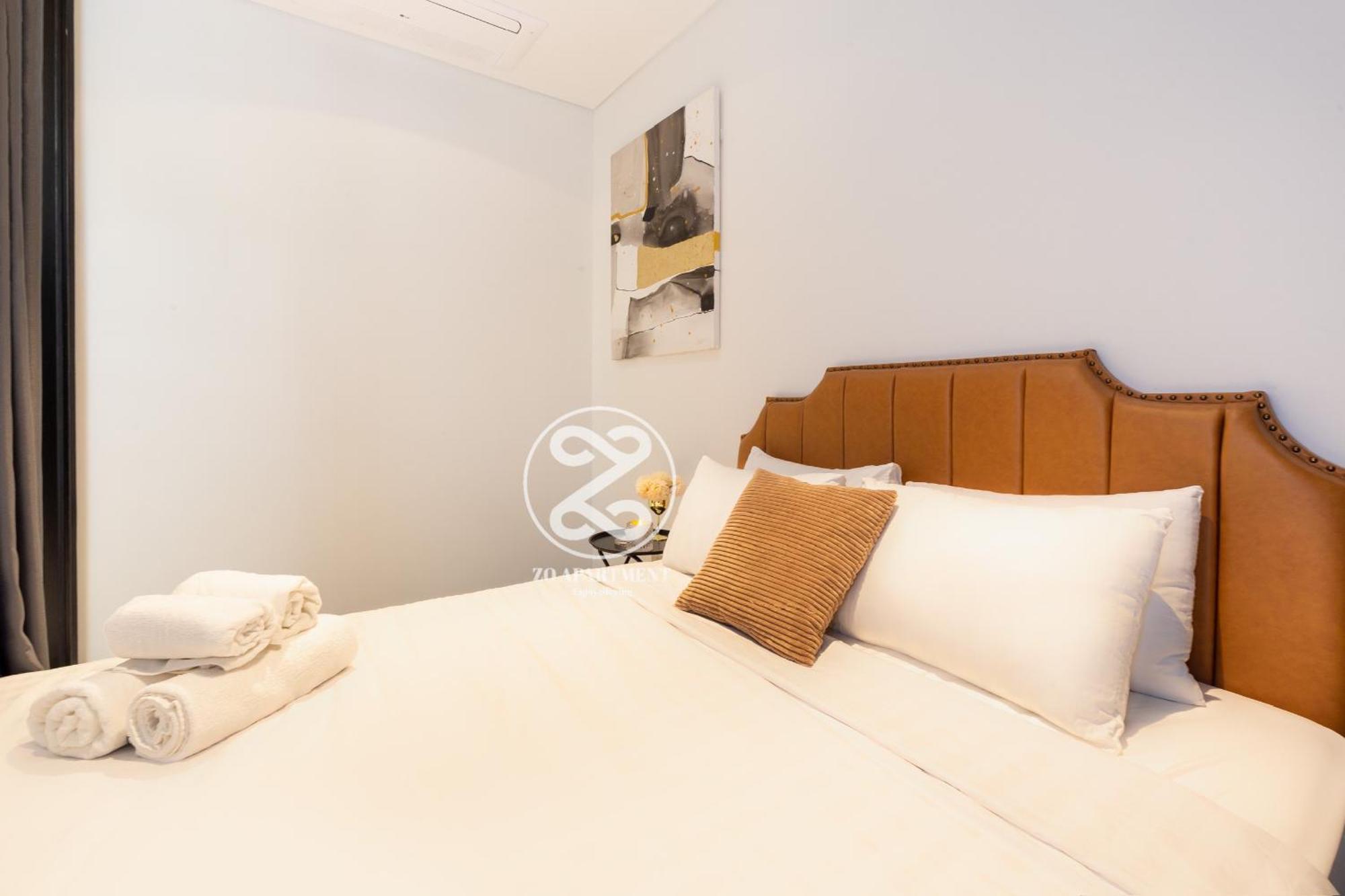 Zo Apartment Opera, Crest, Galleria -Central Saigon -Free Pool-Gym-Sauna Room-Yoga Room Ho Chi Minh City Bagian luar foto