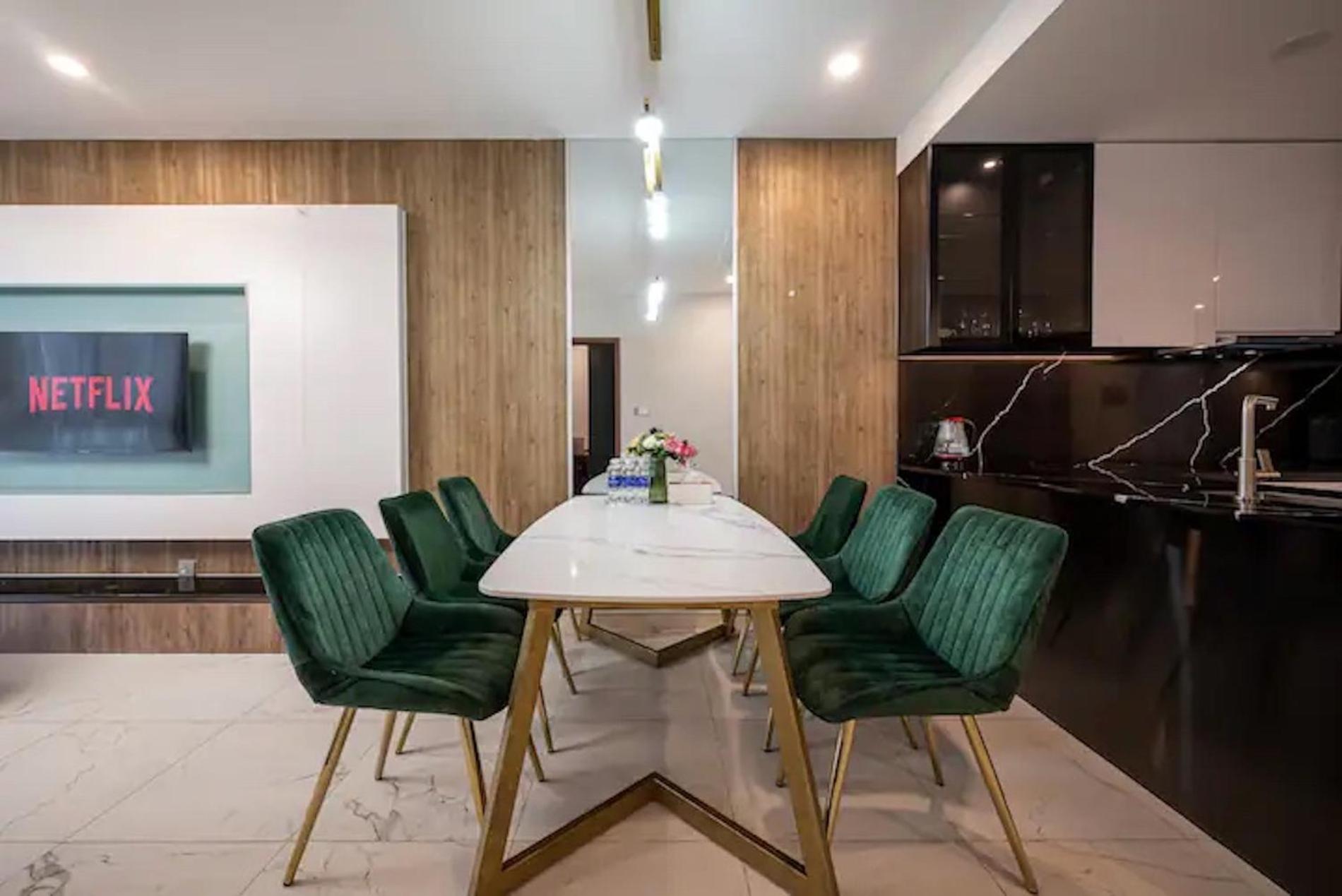 Zo Apartment Opera, Crest, Galleria -Central Saigon -Free Pool-Gym-Sauna Room-Yoga Room Ho Chi Minh City Bagian luar foto