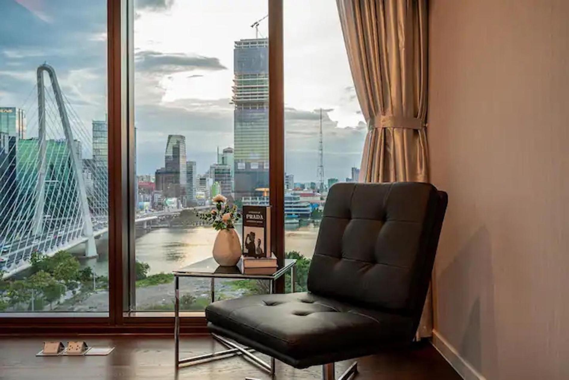 Zo Apartment Opera, Crest, Galleria -Central Saigon -Free Pool-Gym-Sauna Room-Yoga Room Ho Chi Minh City Bagian luar foto