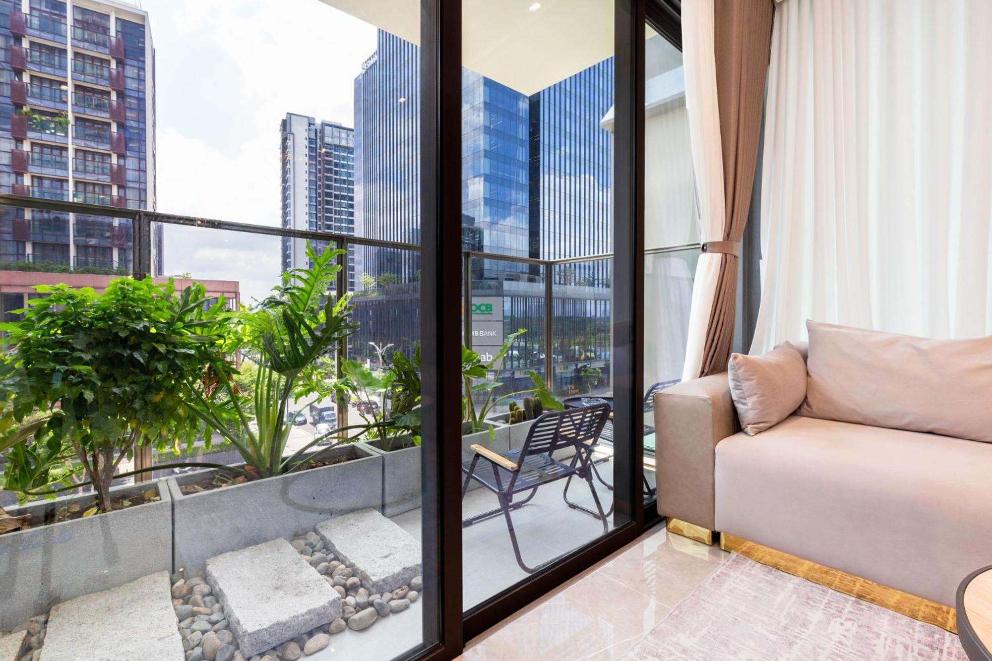Zo Apartment Opera, Crest, Galleria -Central Saigon -Free Pool-Gym-Sauna Room-Yoga Room Ho Chi Minh City Bagian luar foto